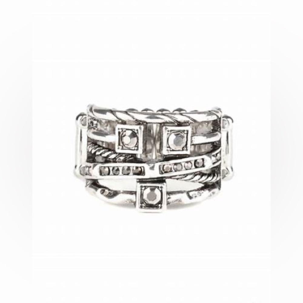 *Gunmetal and  hematite rhinestone ring.